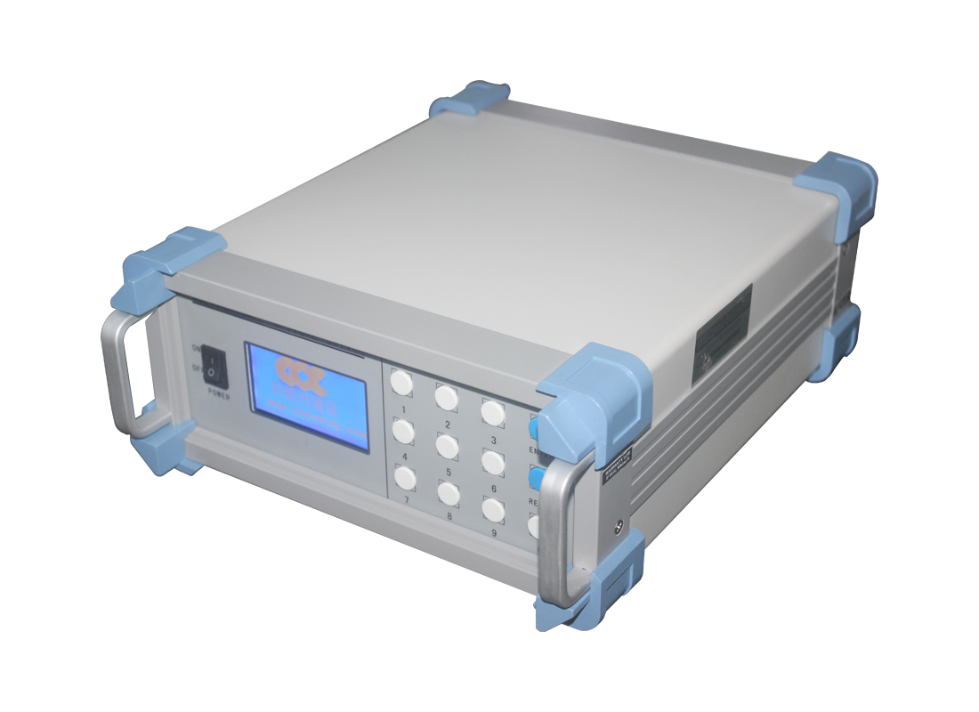 1&times;2 臺(tái)式保偏光開關(guān) - 廣西科毅光通信