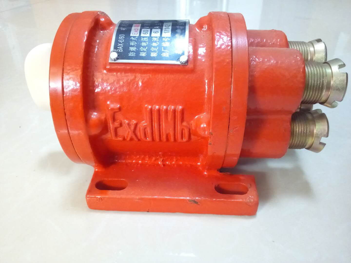 礦山井下光開關(guān)安裝場景圖-廣西科毅光通信